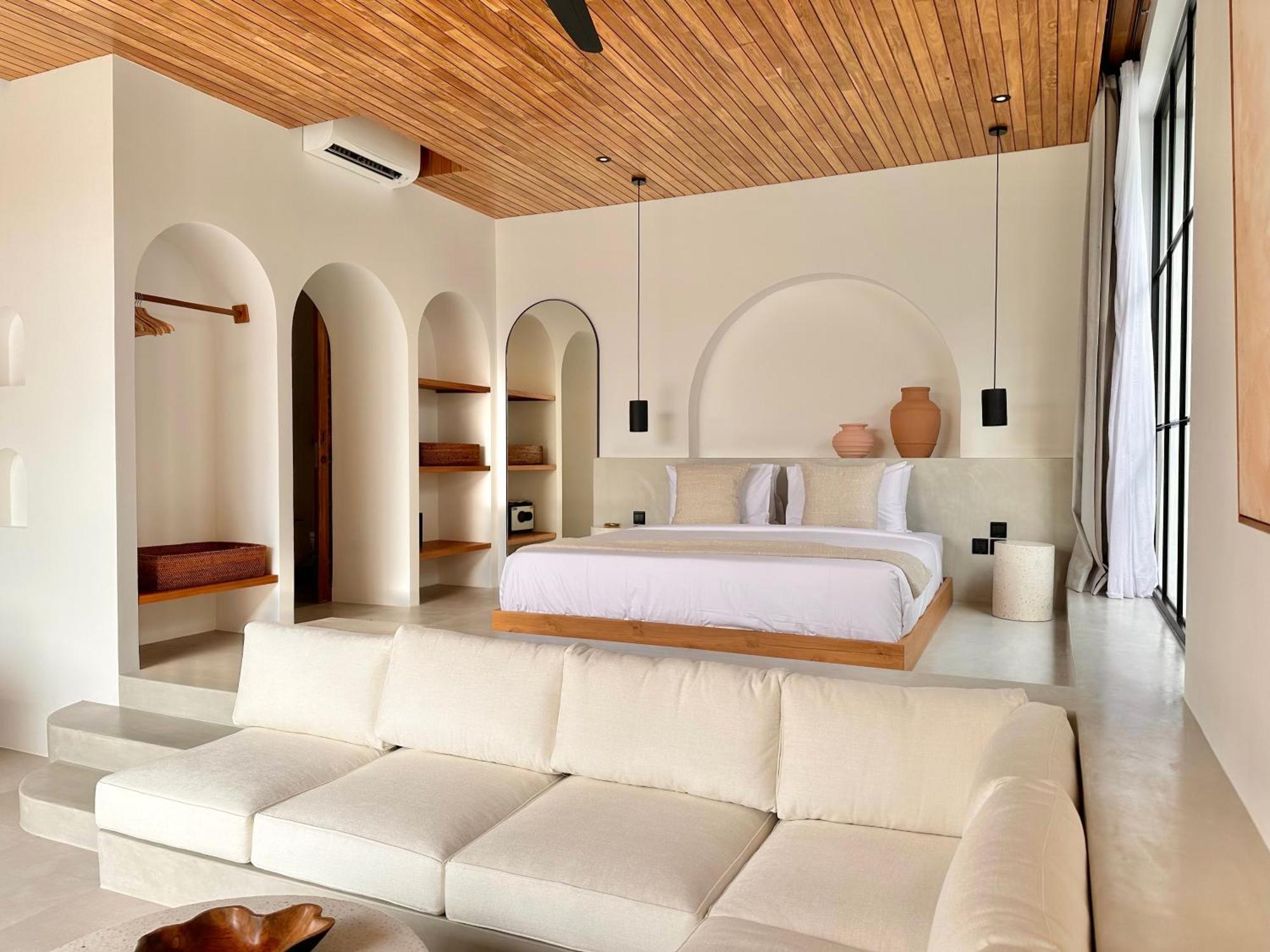 The Suites By The Young Villas Uluwatu  Exterior photo