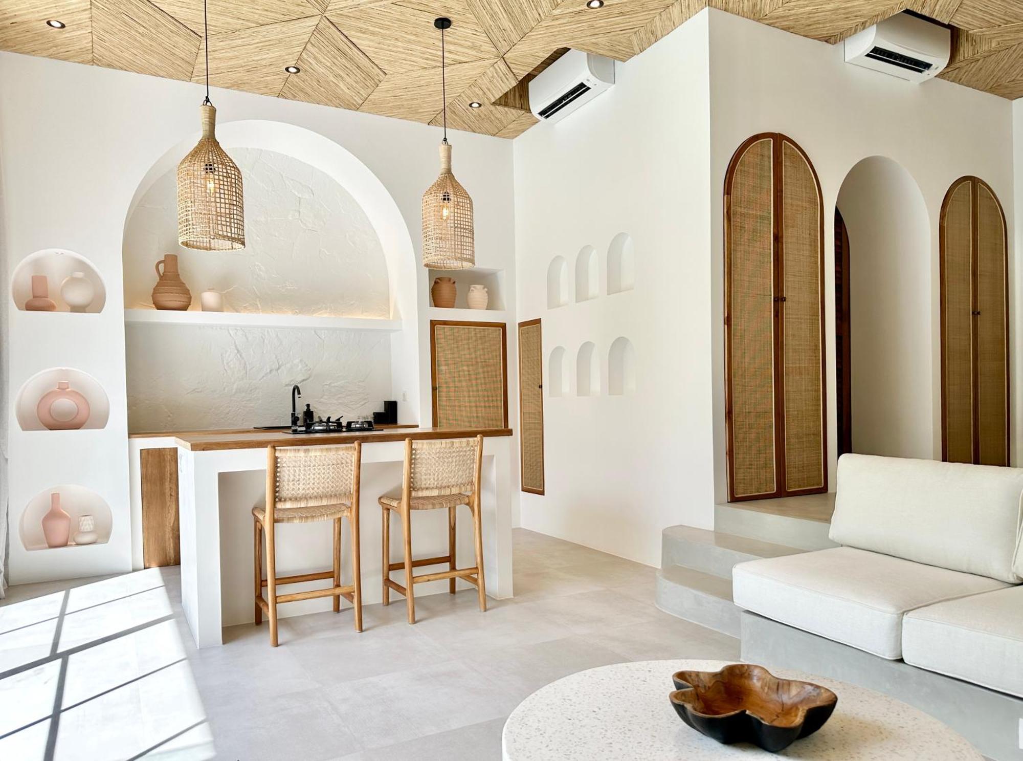The Suites By The Young Villas Uluwatu  Exterior photo