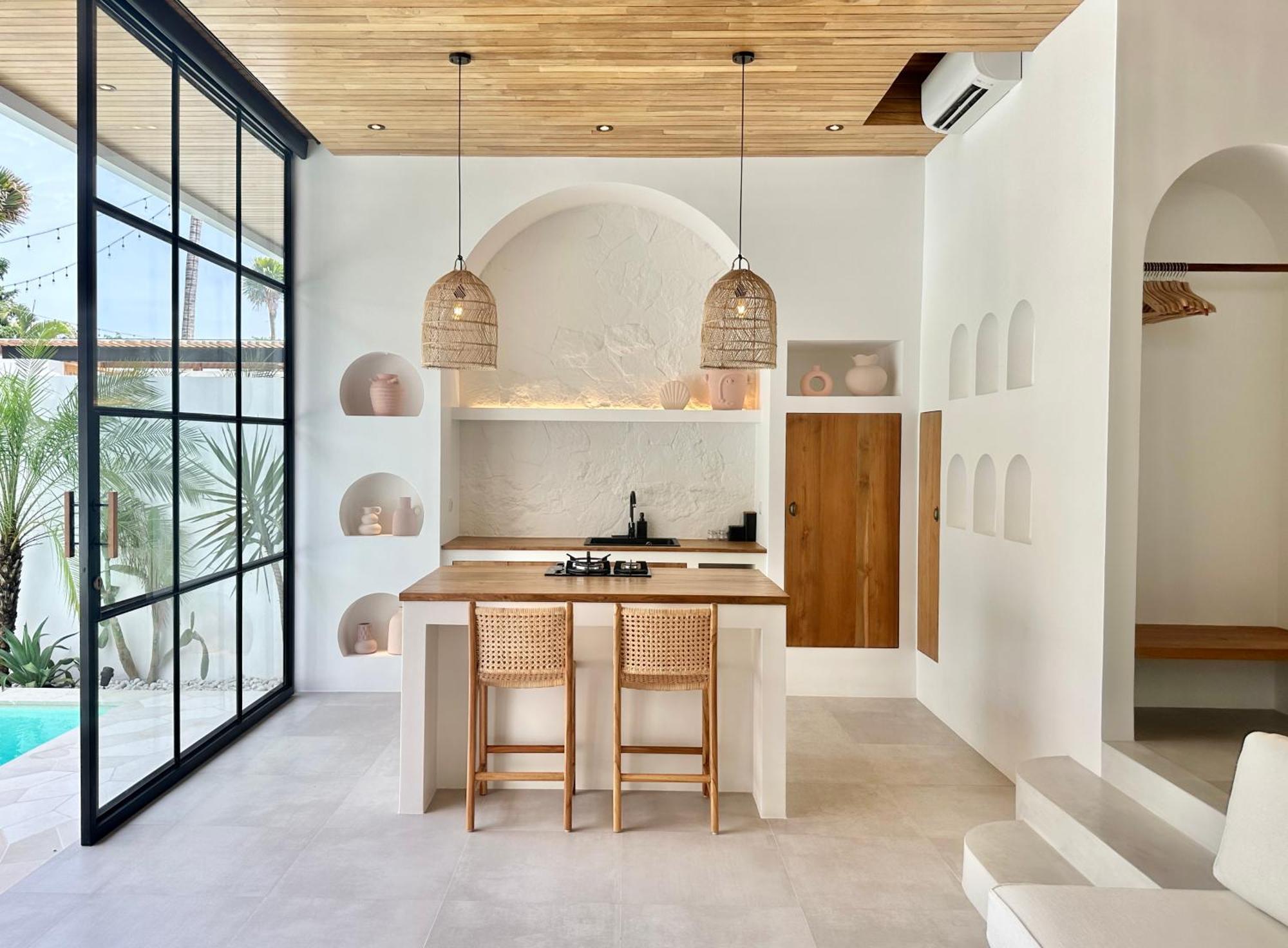 The Suites By The Young Villas Uluwatu  Exterior photo