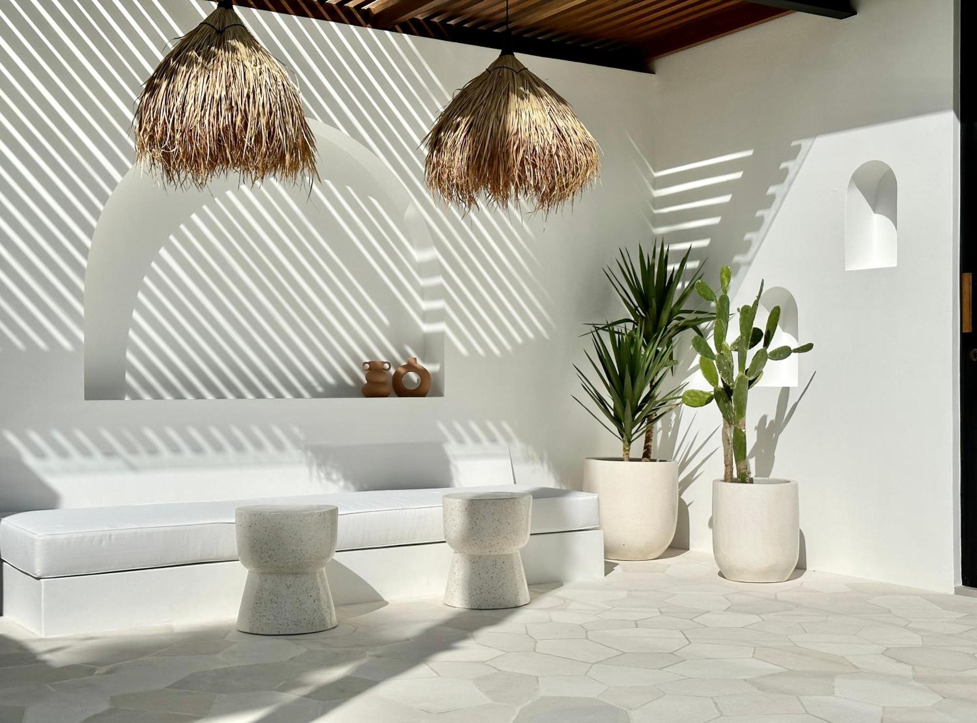 The Suites By The Young Villas Uluwatu  Exterior photo