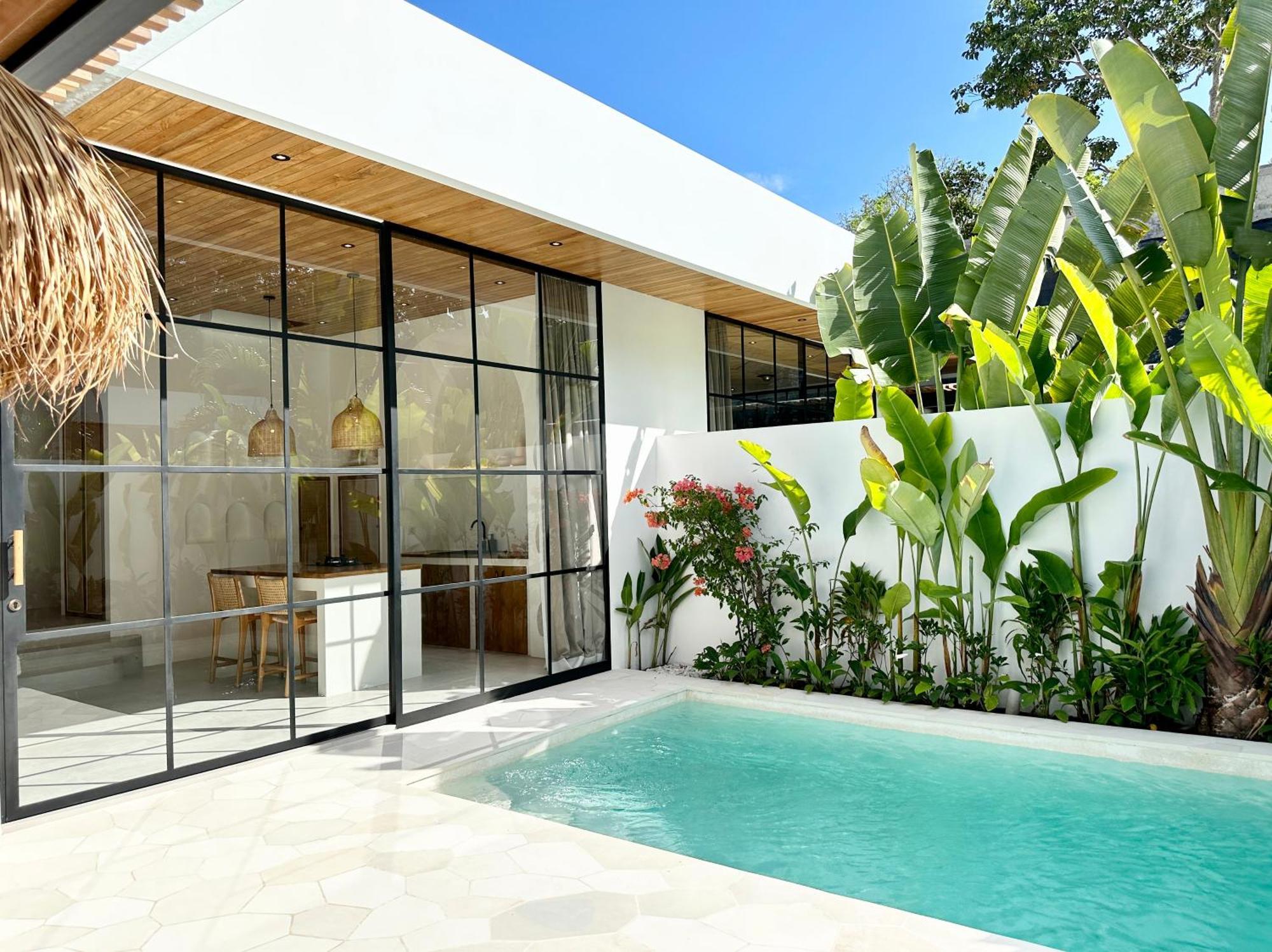 The Suites By The Young Villas Uluwatu  Exterior photo